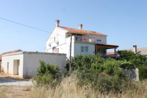  Triple Room Bozava 8100a  Божава